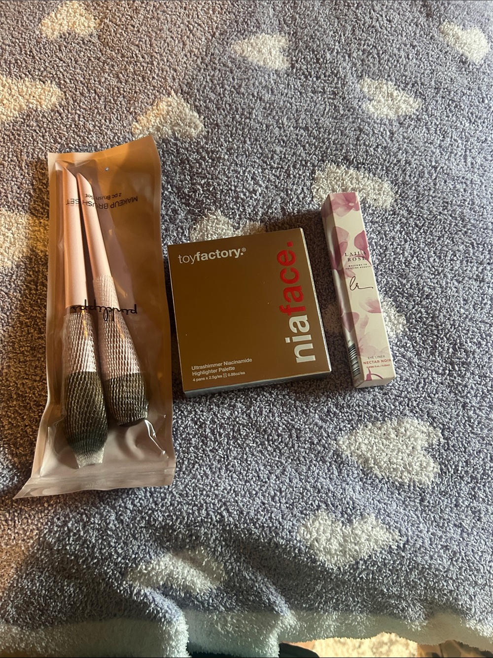 Toyfactory Niaface Highlighter Palette - Gold Radiance